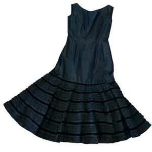 Vintage Black sleevless velvet trim dress mermaid ruffled skirt size small